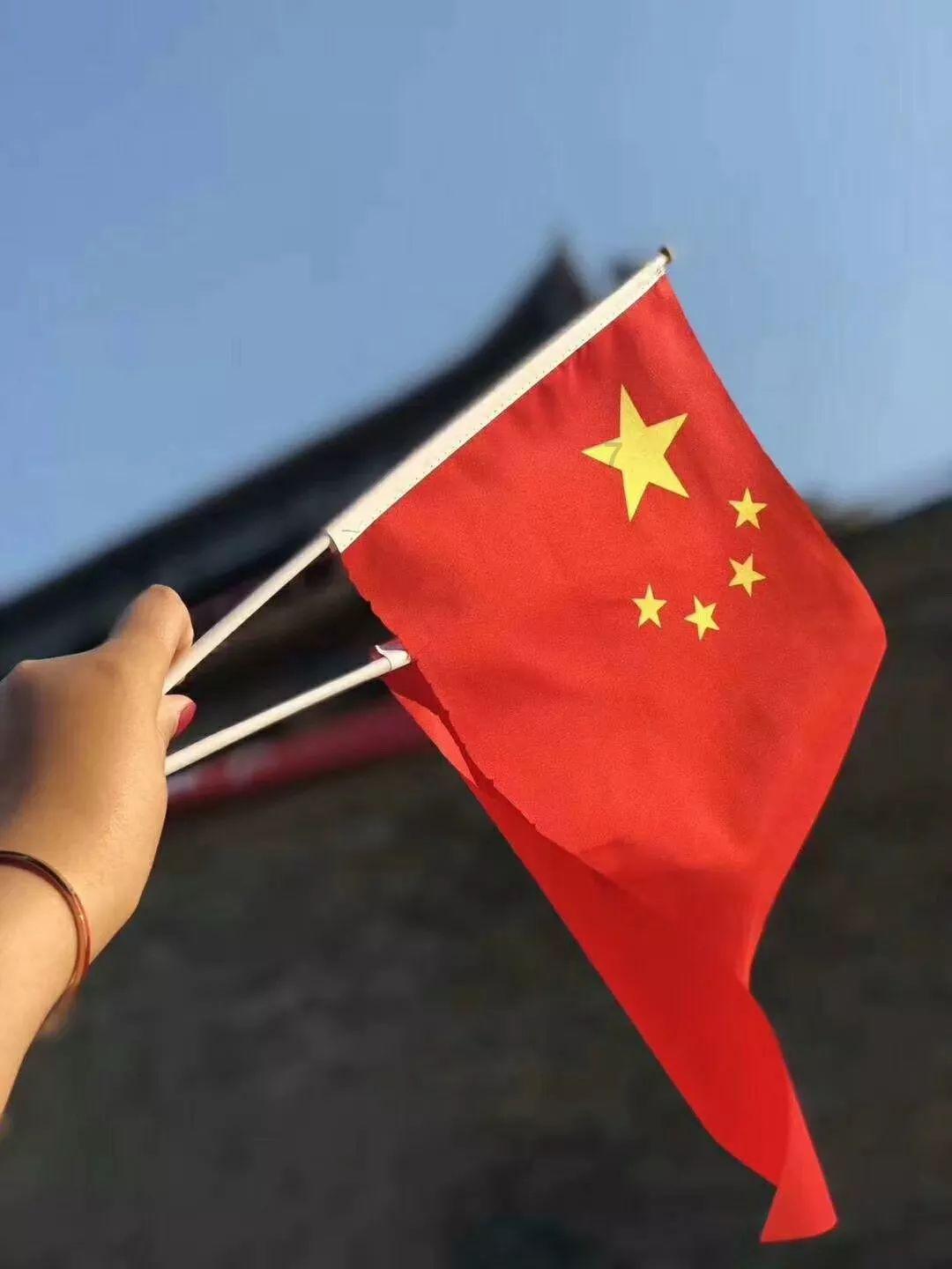美国一群嫌犯冒充警察上门 盗走盲人女性大量财产
