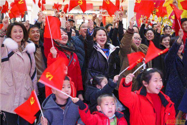 这young的“她和我” | 走进身边“高人”，“她”让“我”大开眼界