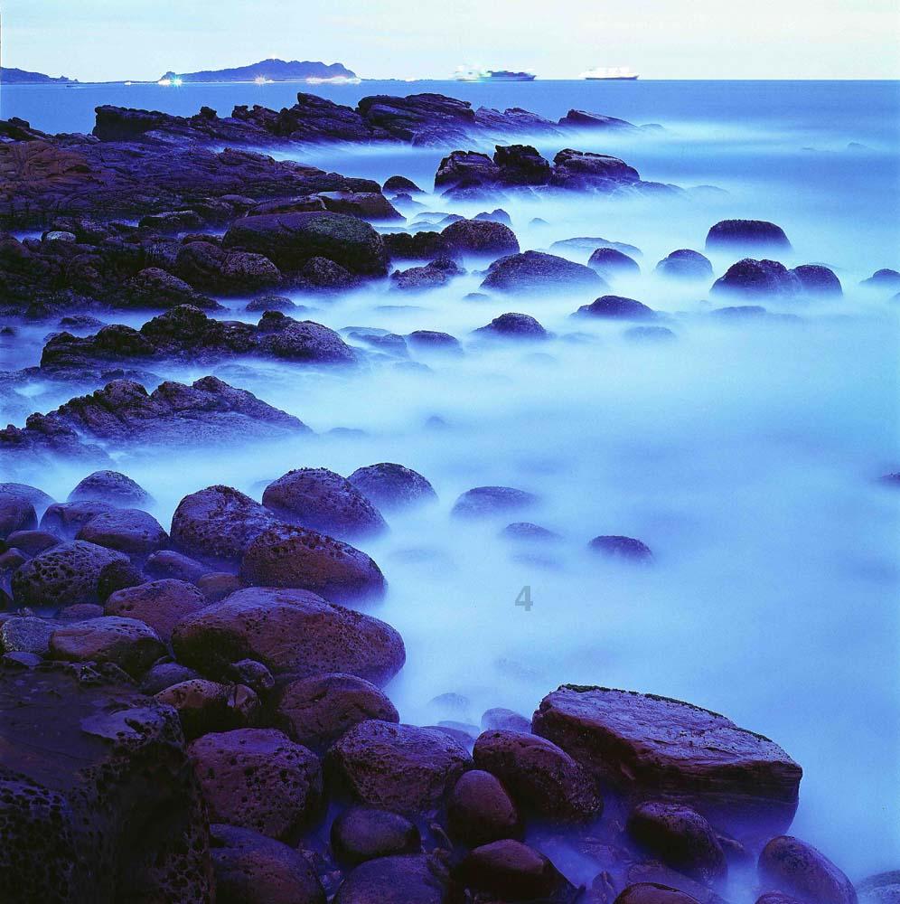 逃离海岛村